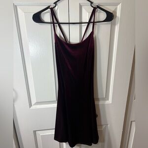 Cozy Fox Burgundy Velvet Dress